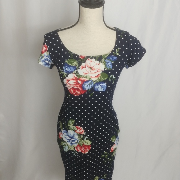 Polka dot dress NWOT - Picture 2 of 4